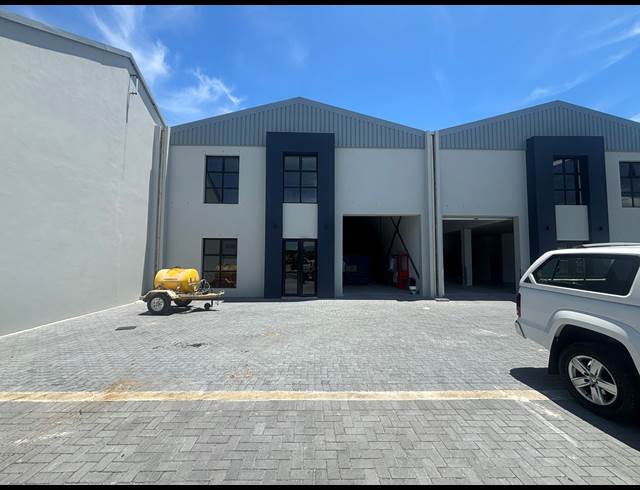 500M² WAREHOUSE TO LET IN FIRGROVE