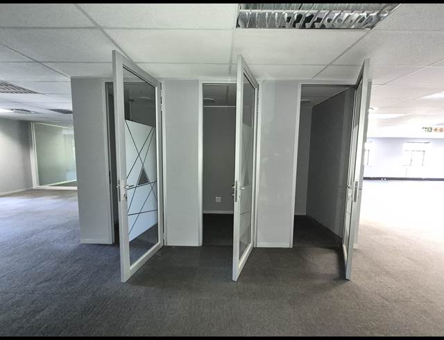 474M² OFFICE TO LET IN SANDTON CENTRAL