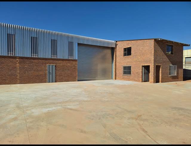 500M² WAREHOUSE TO LET IN BRENTWOOD PARK