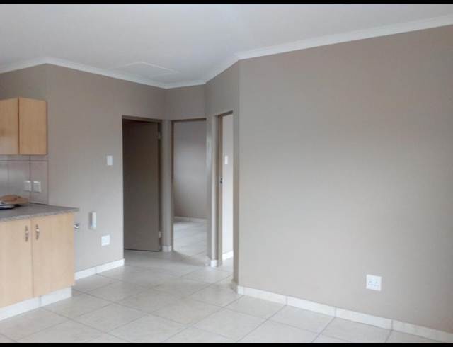 2 BEDROOM PROPERTY TO RENT IN ARBORETUM