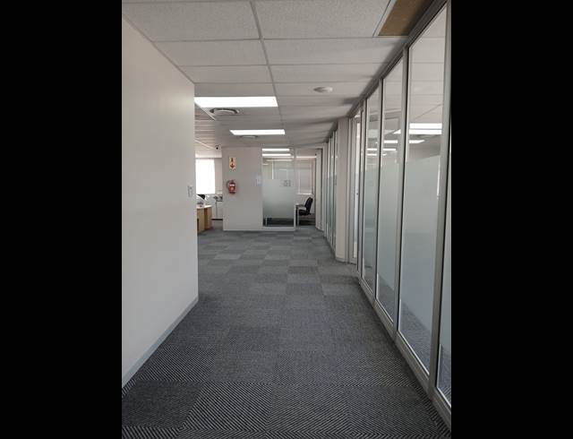 337M² OFFICE TO LET IN WESTVILLE