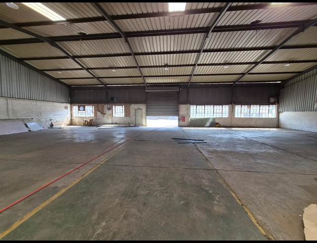 750M² WAREHOUSE TO LET IN WADEVILLE