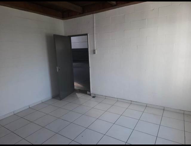 INDUSTRIAL PROPERTY TO RENT IN ELSIES RIVER INDUSTRIAL