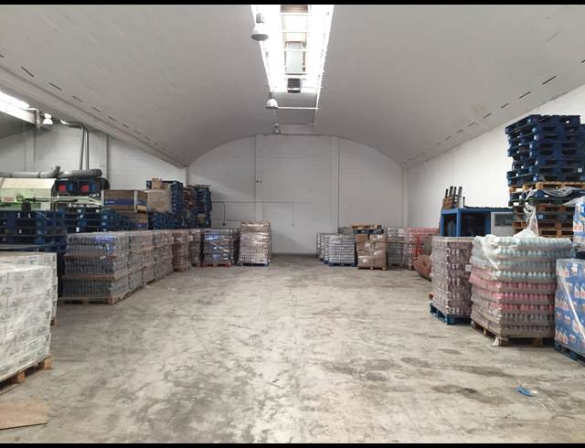 395M² FACTORY RENTED IN BEACONVALE