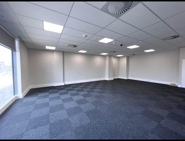 114M² OFFICE TO LET IN FORESHORE
