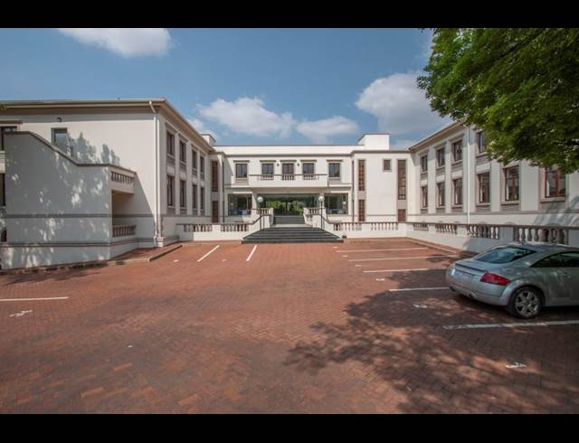 1,263M² OFFICE TO LET IN SANDTON CENTRAL