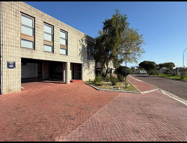 1,180M² WAREHOUSE TO LET IN BELLVILLE SOUTH INDUSTRIA