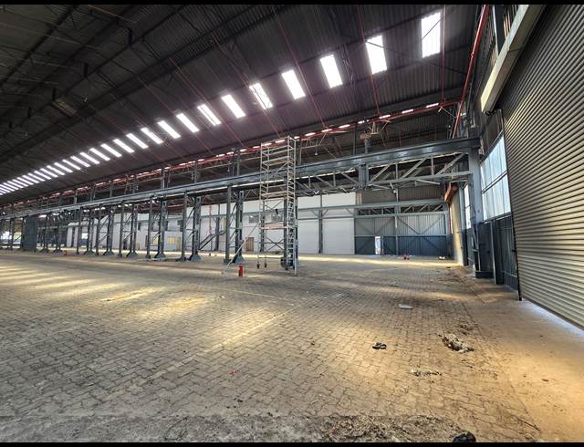 4,751M² WAREHOUSE TO LET IN TUNNEY