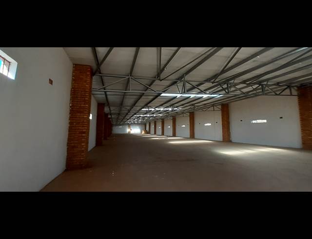 2,000M² WAREHOUSE TO LET IN PRETORIA WEST