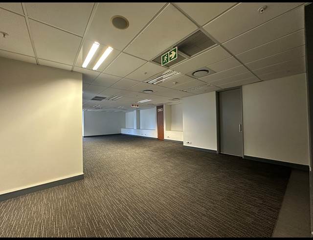 1,407M² OFFICE TO LET IN SANDTON CENTRAL
