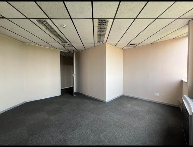 457M² OFFICE TO LET IN CENTURION CENTRAL