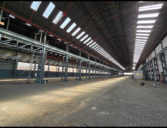 4,751M² WAREHOUSE TO LET IN TUNNEY