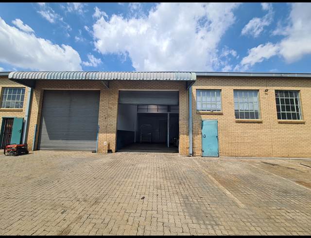 500M² WAREHOUSE TO LET IN ALLANDALE