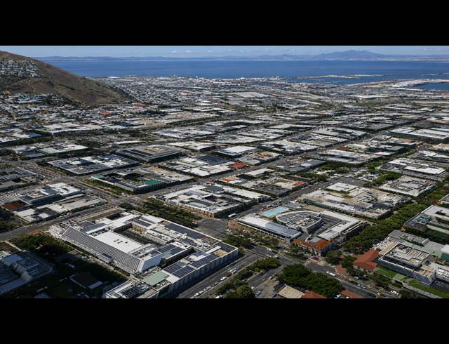 1 BEDROOM APARTMENT TO LET IN CAPE TOWN CITY CENTRE