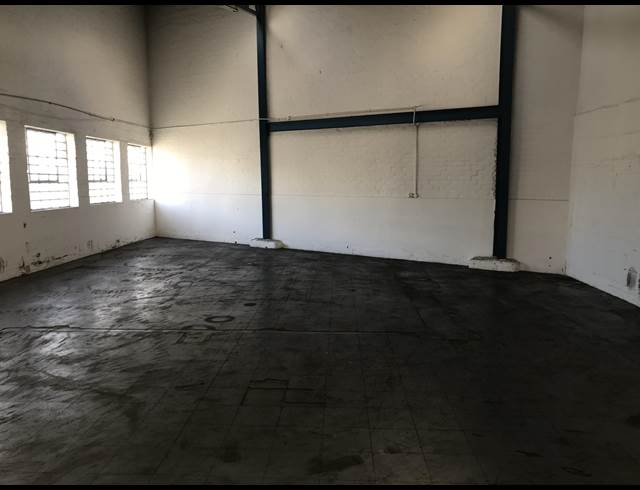 494M² FACTORY TO LET IN EPPING INDUSTRIAL
