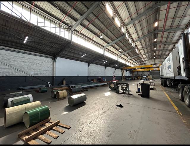 2,480M² WAREHOUSE TO LET IN EPPING INDUSTRIAL