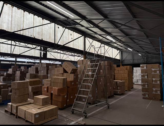 2,698M² WAREHOUSE TO LET IN ANDERBOLT