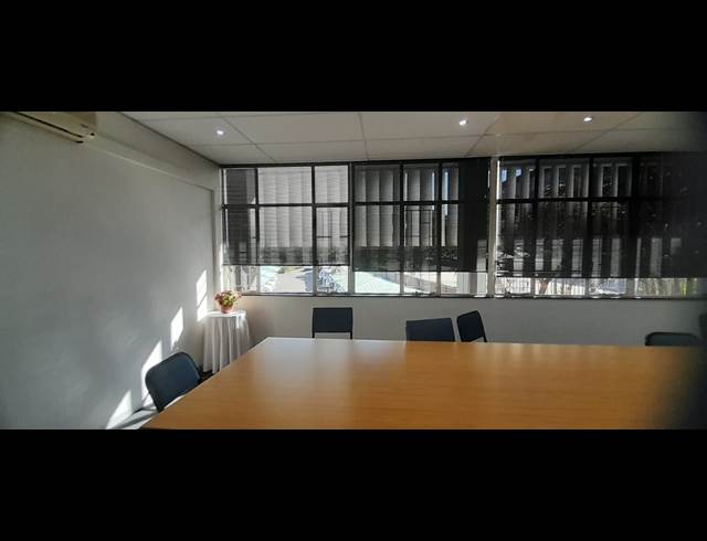 500M² OFFICE TO LET IN PINETOWN CENTRAL