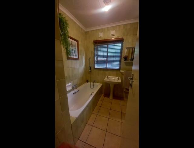 Pet friendly 4 bedroom property for rent