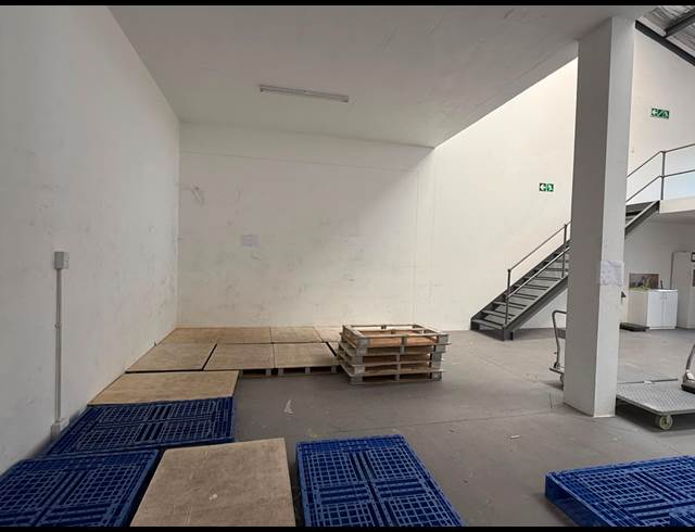 146M² WAREHOUSE TO LET IN BARBEQUE DOWNS