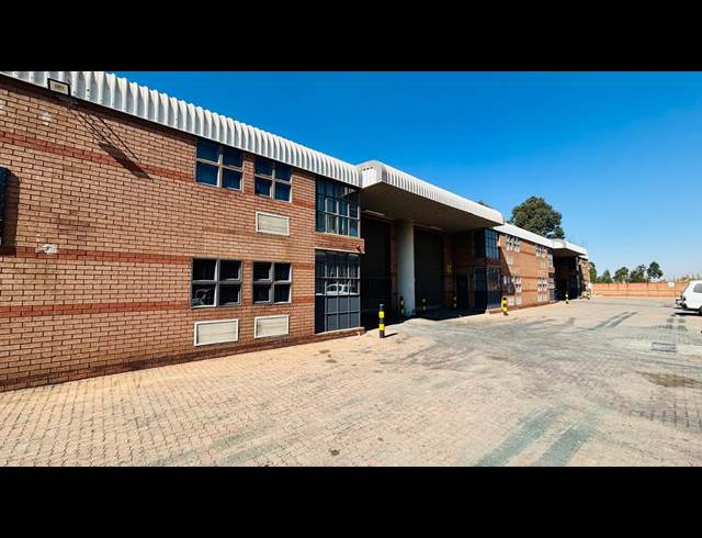275M² WAREHOUSE TO LET IN STORMILL