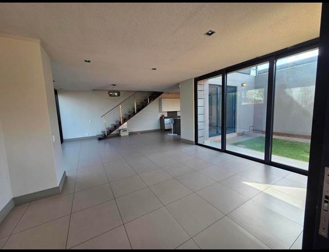 4 BEDROOM PROPERTY TO RENT IN WATERKLOOF RIDGE