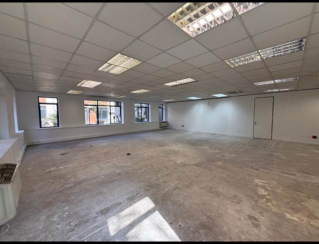141M² OFFICE TO LET IN ROSEBANK