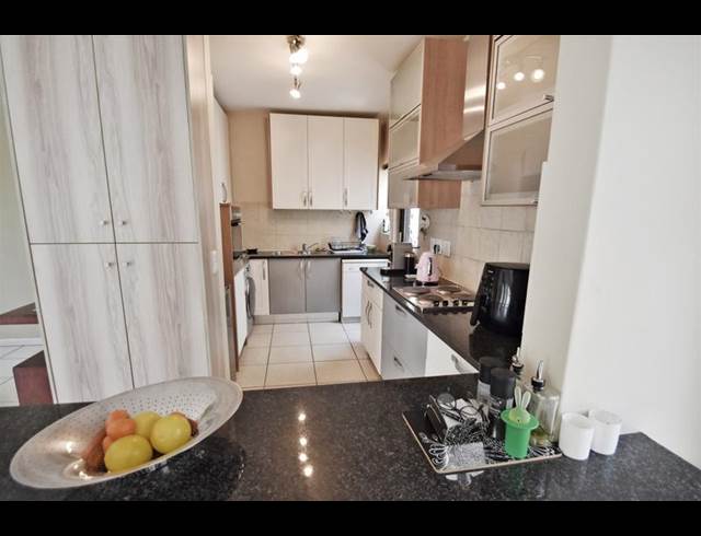 3 BEDROOM PROPERTY TO RENT IN SANDOWN