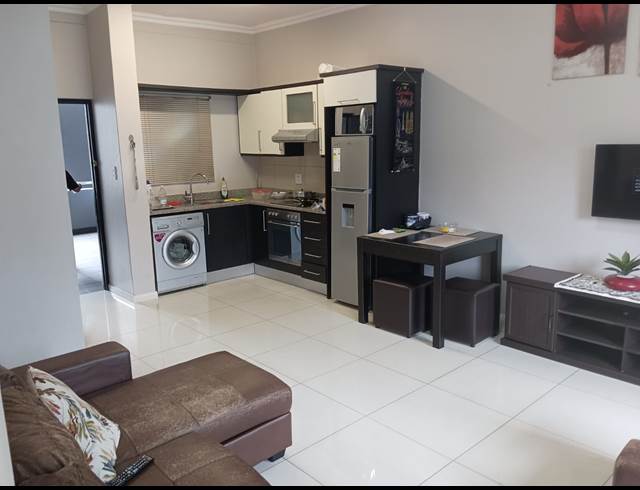 2 BEDROOM APARTMENT TO LET IN UMHLANGA RIDGE