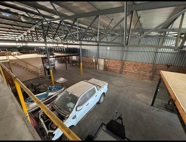 775M² WAREHOUSE TO LET IN ROBERTVILLE