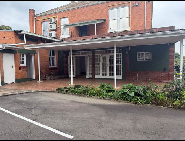 150M² MEDICAL SUITE TO LET IN PIETERMARITZBURG CENTRAL