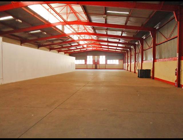 1,248M² WAREHOUSE TO LET IN MEADOWDALE
