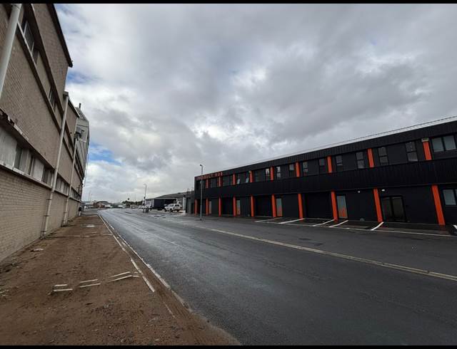 198M² WAREHOUSE TO LET IN NDABENI
