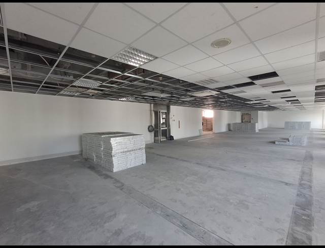 300M² OFFICE TO LET IN CAPE TOWN CITY CENTRE