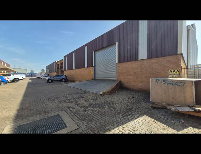 435M² WAREHOUSE TO LET IN ANDERBOLT