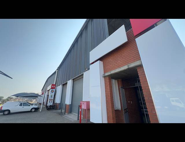286M² WAREHOUSE TO LET IN MEADOWDALE