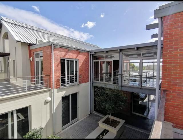 215M² OFFICE TO LET IN DURBANVILLE CENTRAL