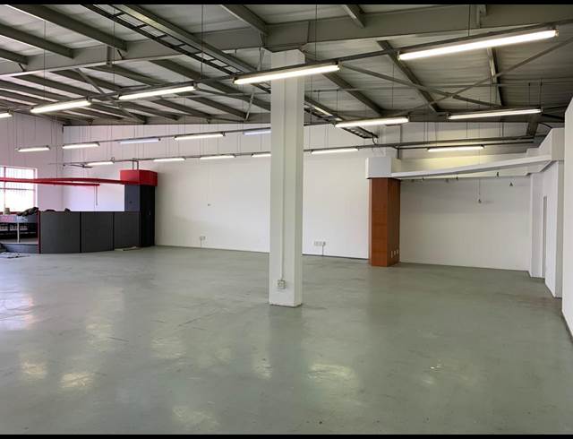 406M² WAREHOUSE TO LET IN STRIJDOMPARK