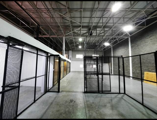 550M² WAREHOUSE TO LET IN STORMILL