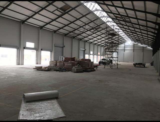 3,310M² WAREHOUSE TO LET IN EPPING INDUSTRIAL