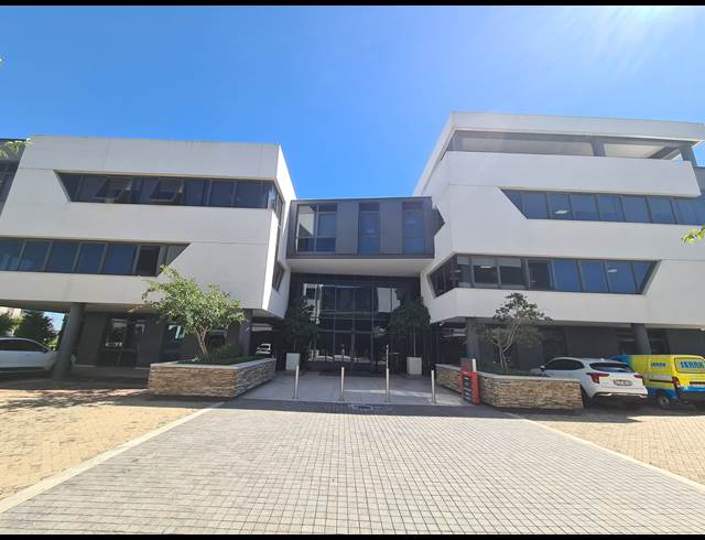 300M² OFFICE TO LET IN VORNA VALLEY