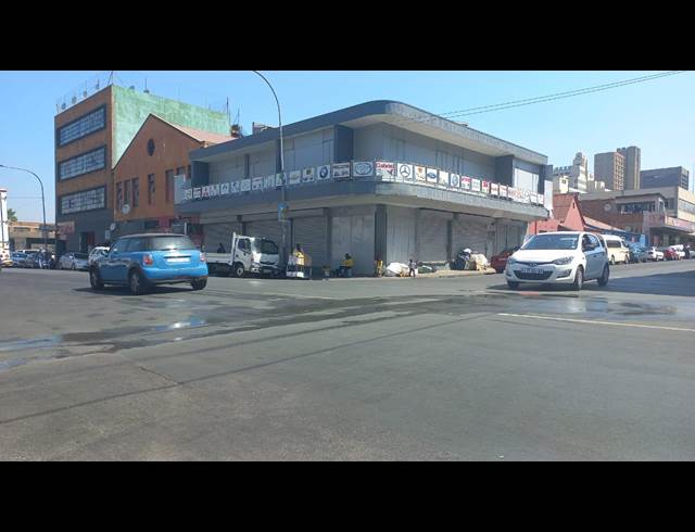 250M² WAREHOUSE TO LET IN MARSHALLTOWN