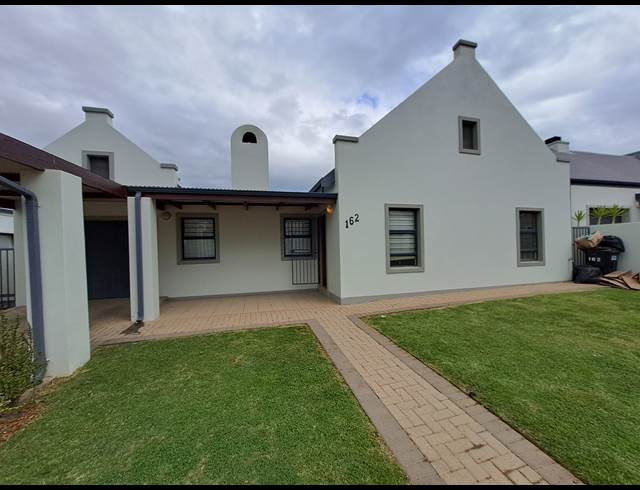 3 bed property to rent in REUNION PARK