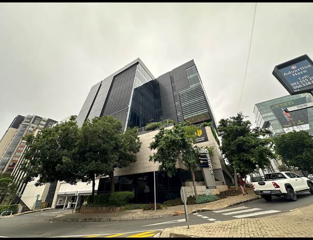 1,407M² OFFICE TO LET IN SANDTON CENTRAL