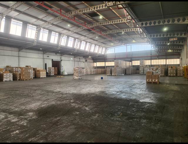 14,707M² WAREHOUSE TO LET IN ROODEKOP