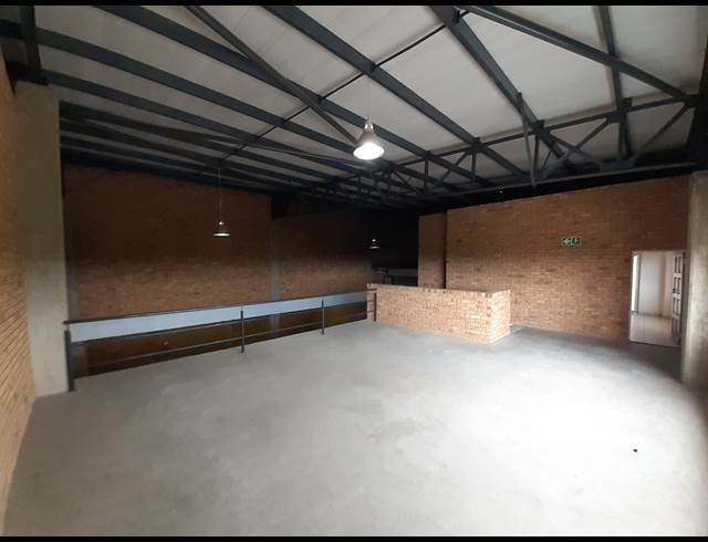 401M² WAREHOUSE TO LET IN LANSERIA
