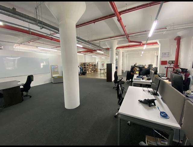 530M² WAREHOUSE TO LET IN PAARDEN EILAND