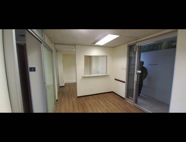92.04M² OFFICE TO LET IN BLACKHEATH
