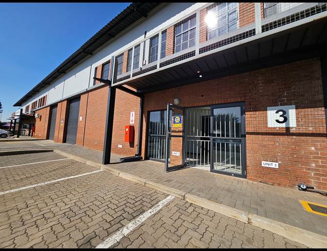 347M² WAREHOUSE TO LET IN MONTANA PARK