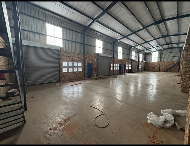 527M² WAREHOUSE TO LET IN KNIGHTS